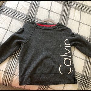 Calvin Klein crewneck!
